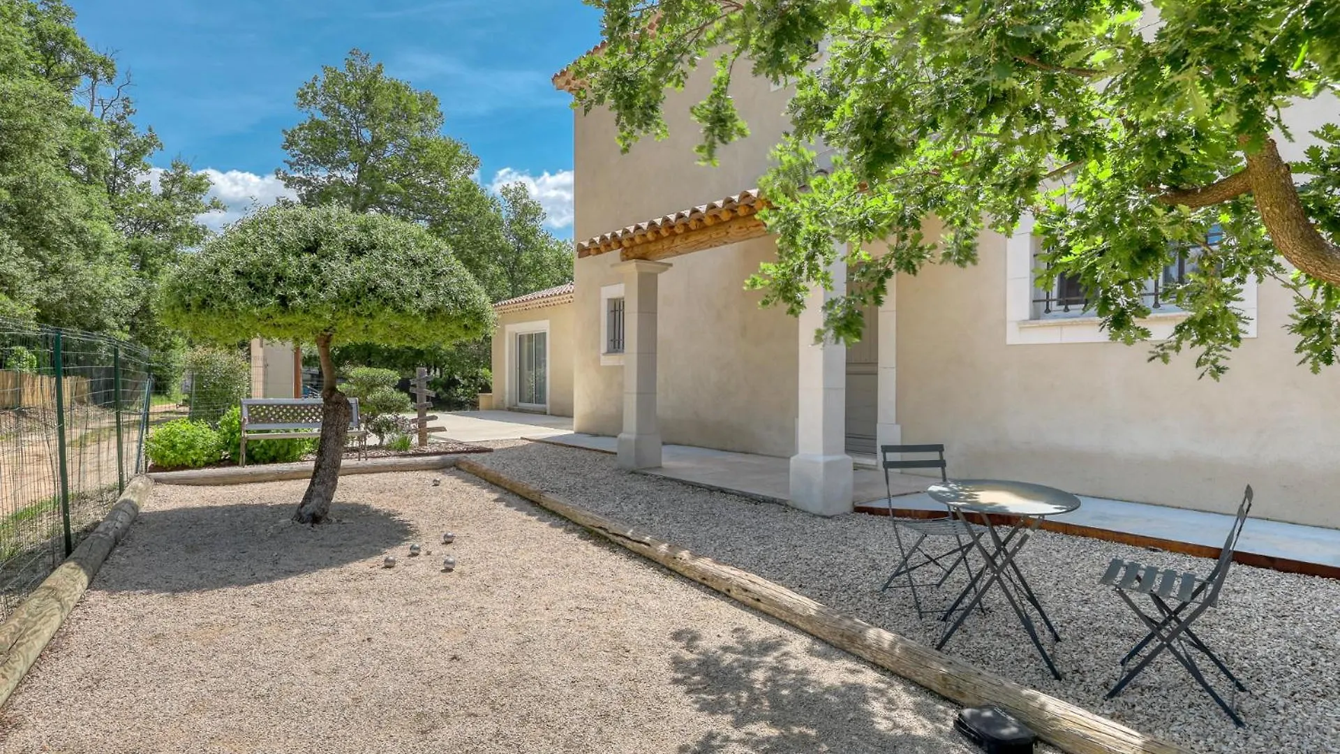 Ferienhaus Le Jardin Des Delis Gite Neuf En Provence Saint-Saturnin-d'Apt